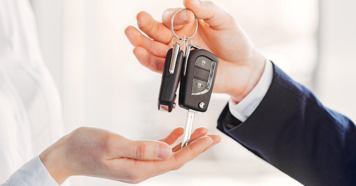Adjudicación pactada en planes de ahorro automotor: requisitos, costos y tiempos concretos para retirar un 0 km