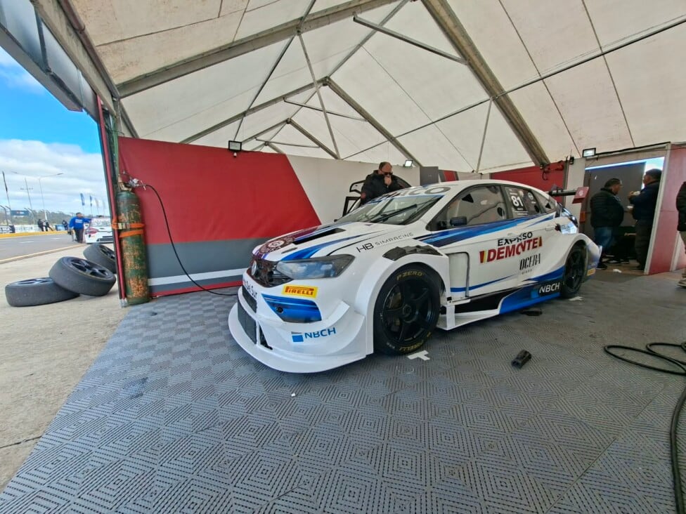 Carabajal clavó el 1m22s883 en Junín y se adueñó del primer ensayo del TC2000