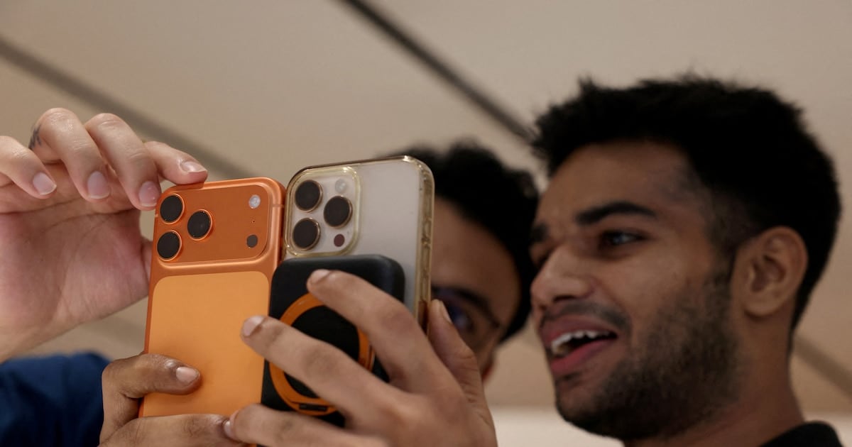 La nueva vida del mismo número: Apple trabaja para que tu línea salte de un iPhone a otro con un par de toques