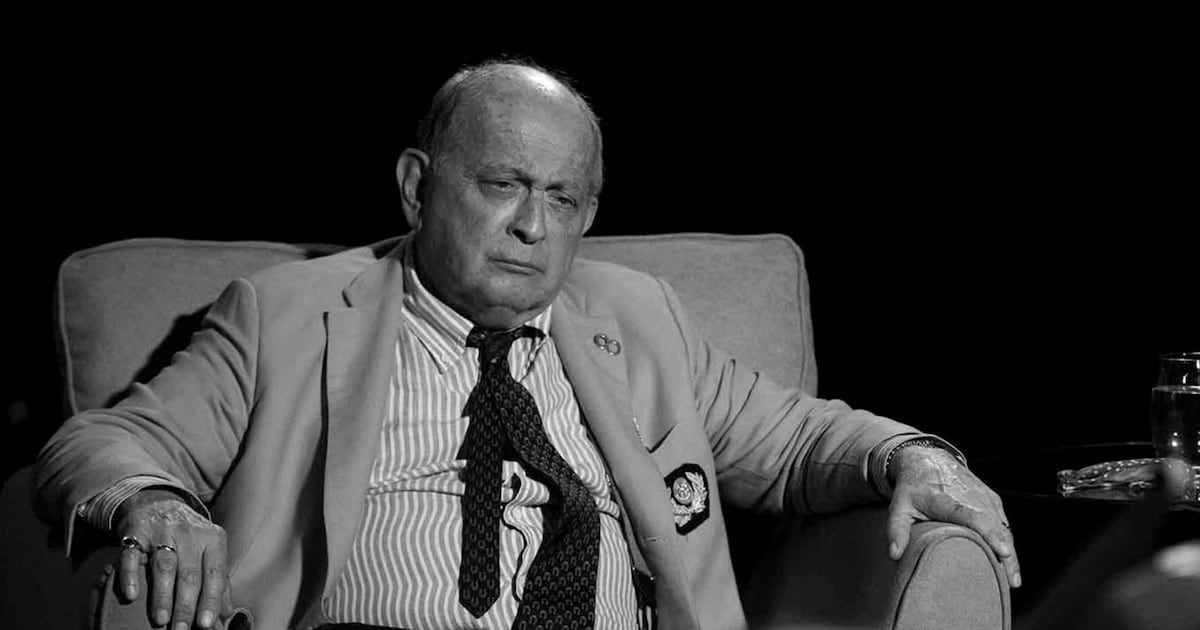 Chiche Gelblung murió a los 82 años: medio siglo de periodismo y una despedida masiva en la AMIA