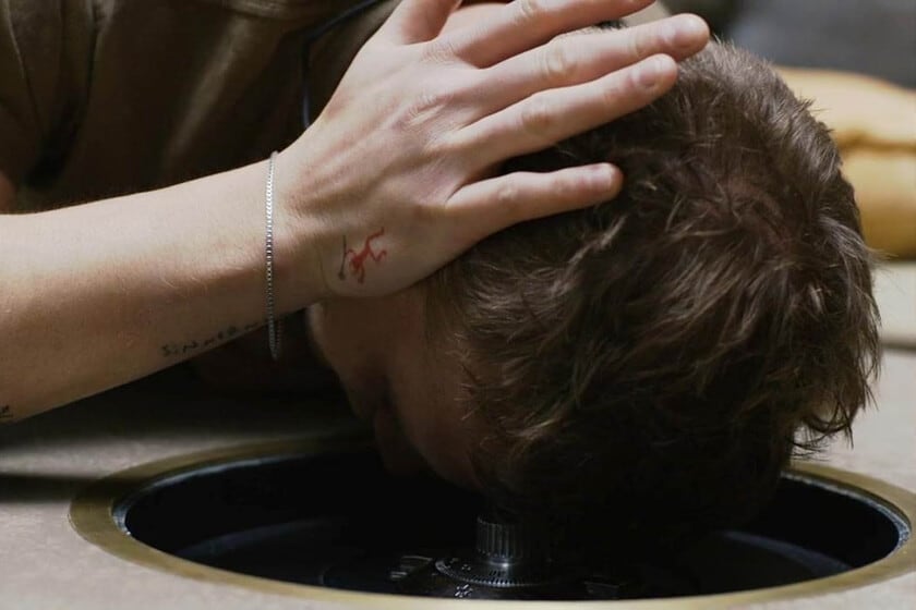 "Un talento único": el thriller de Daniel Roher que pone a un afinador de pianos en el centro de la escena del streaming
