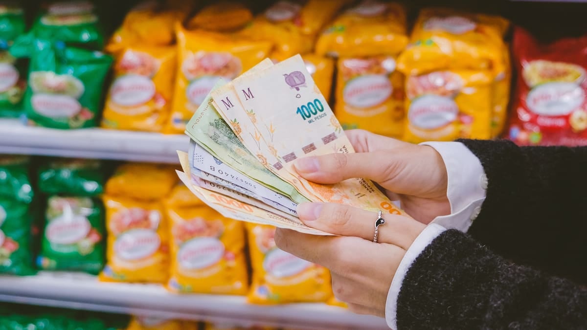Agosto cerraría con la menor inflación mensual del año y ubicaría la interanual en torno al 33%