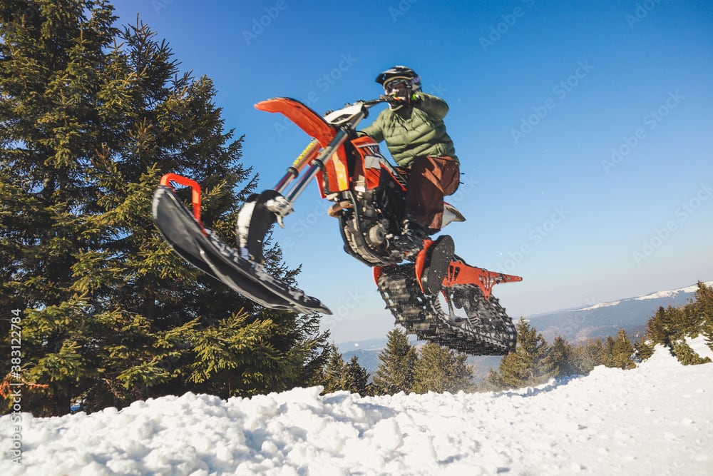 Mirko y la pendiente que no avisa: crónica de una jornada de snowscoot en el Cerro Bayo