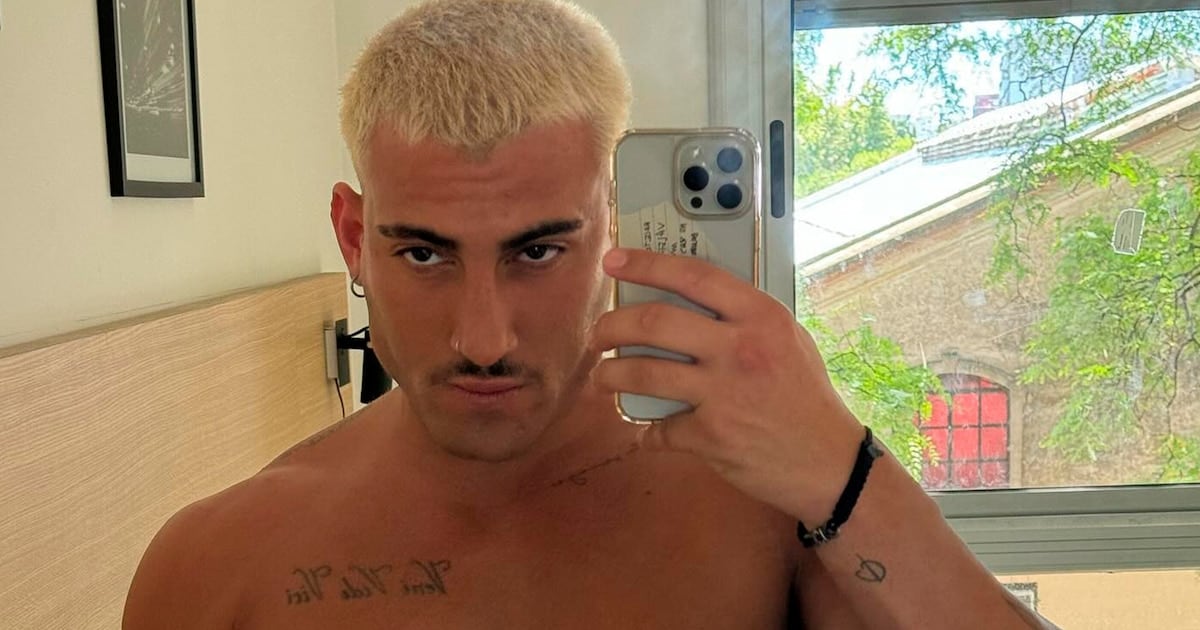 Holder mostró los dos cuerpos que no le sirvieron: el de 125 kilos y el de Ibiza