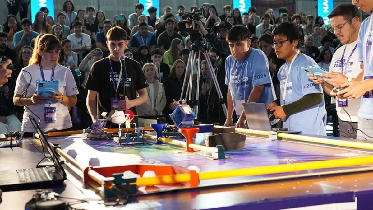 Robótica en el aula: 48 equipos de estudiantes secundarios se medirán en Neuquén por un lugar en el mundial 2027