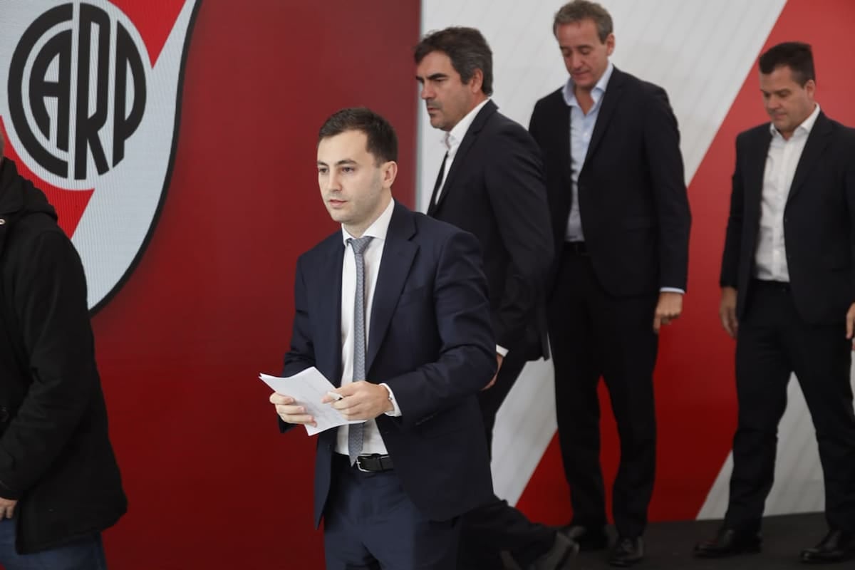 River cerró un mercado de pases de alto costo y designó a Ponzio como DT hasta 2027