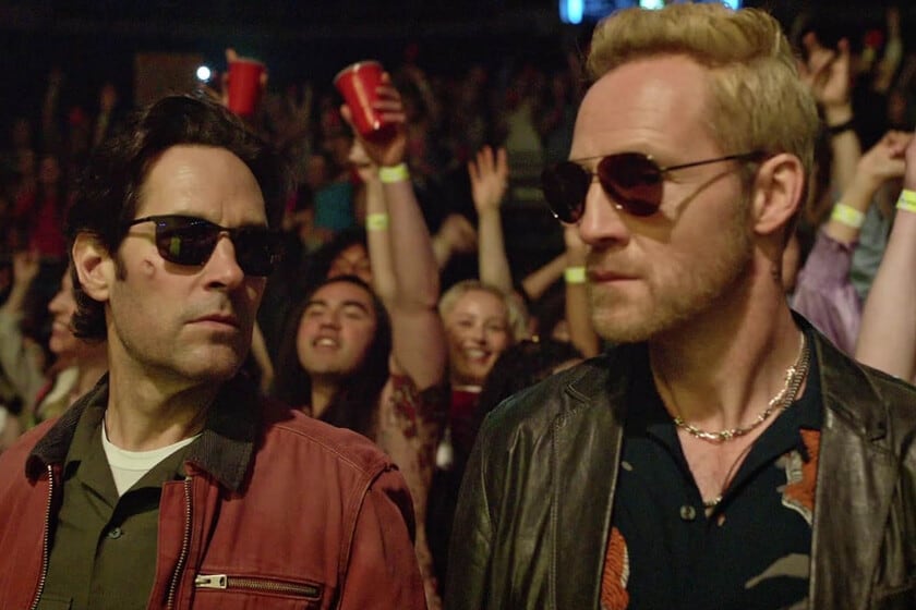 Llega a HBO Max la comedia musical que pelea por el crédito de una canción