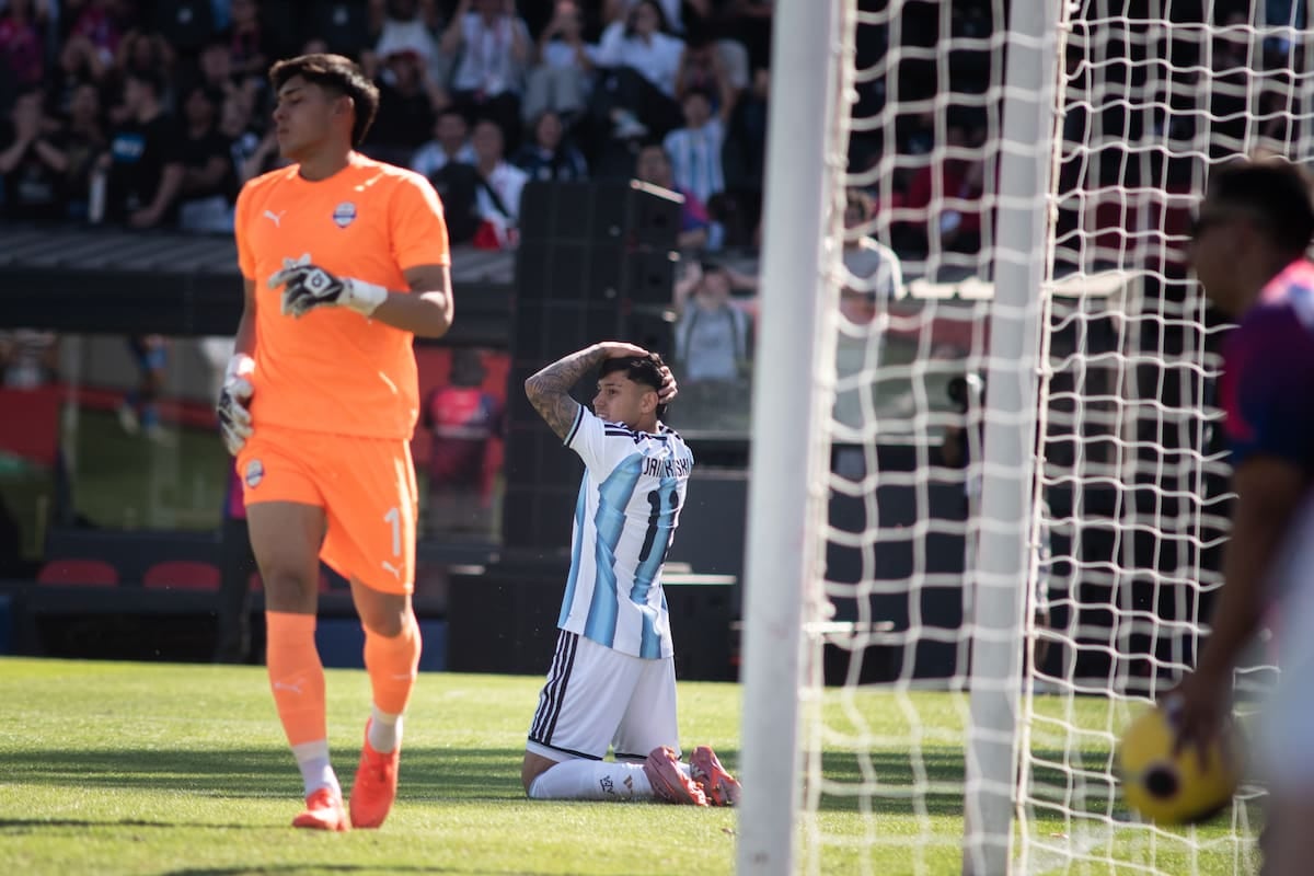 La Sub 19 se quedó en el umbral del oro y se vuelve de Rosario con la medalla de plata