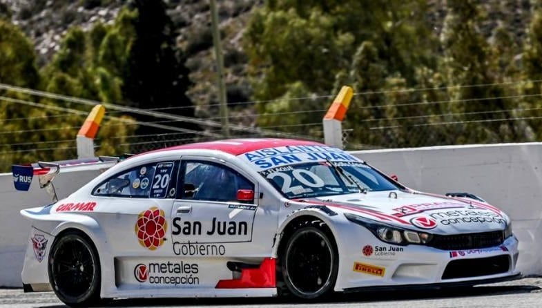 El Zonda volvió a rugir y Octanos Competición se llevó todo: Flaqué ganó la octava del Top Race