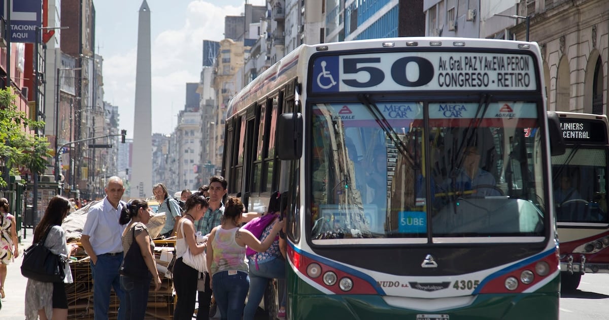 Octubre llega con nuevos valores para el transporte público y los peajes porteños