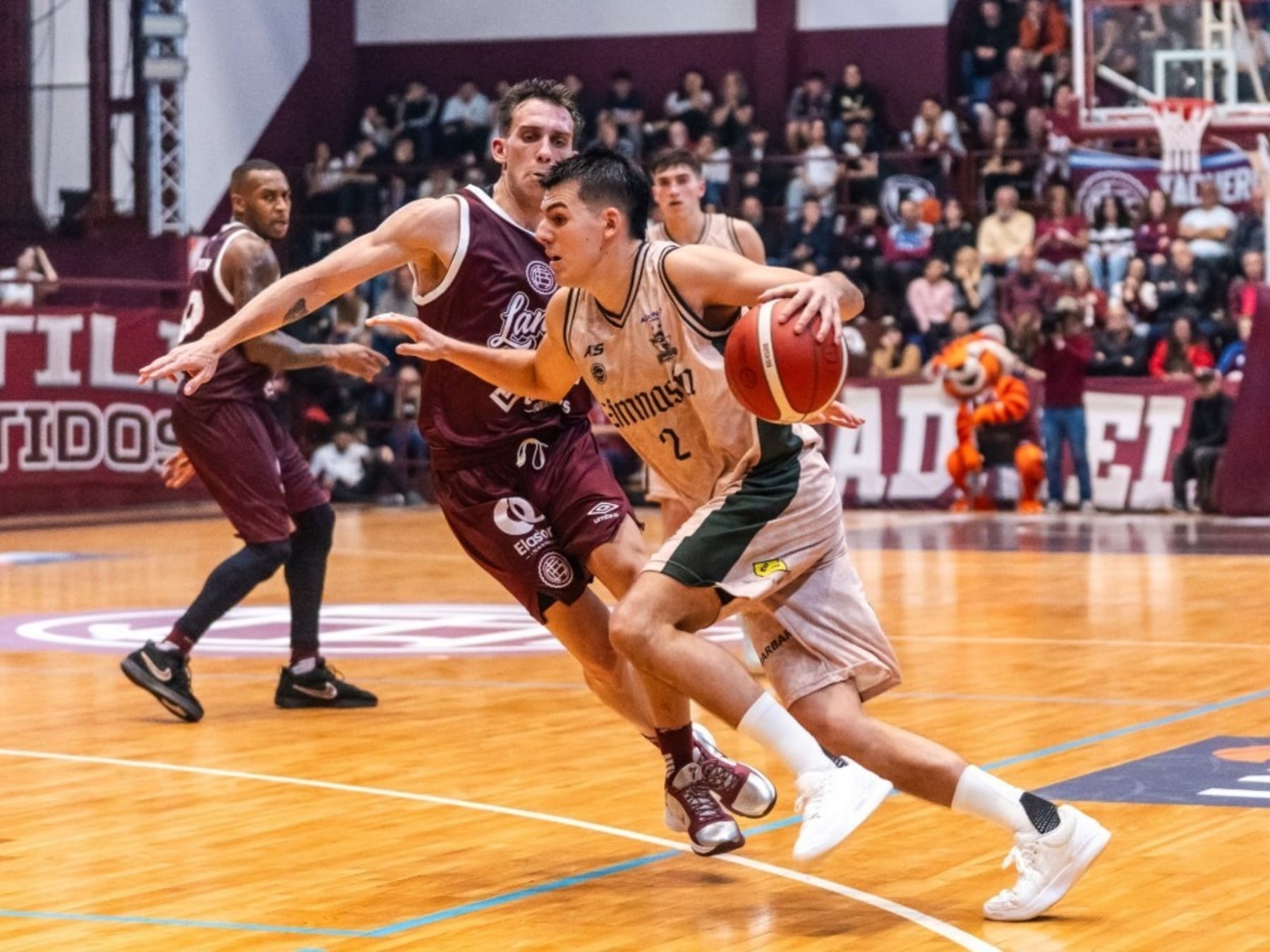 Gimnasia arrancó la defensa del título con una paliza en el Rotili y Lanús volvió a la Liga con el alma de campeón