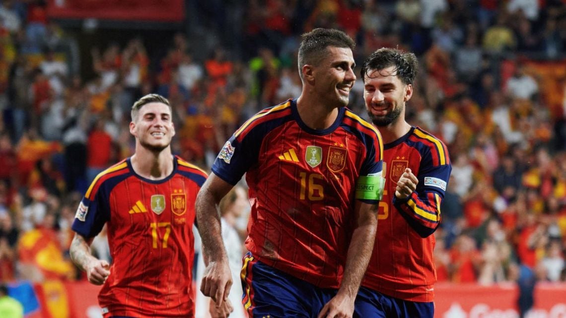 España encadenó su tercer éxito en la Nations League con una victoria por 3-1 sobre Chequia en Oviedo