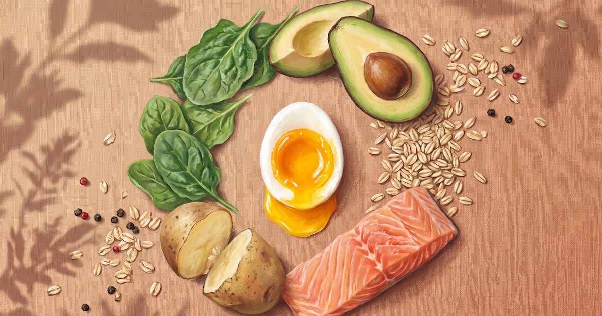 Con qué acompañar el huevo para cuidar el corazón: la clave está en el resto del plato