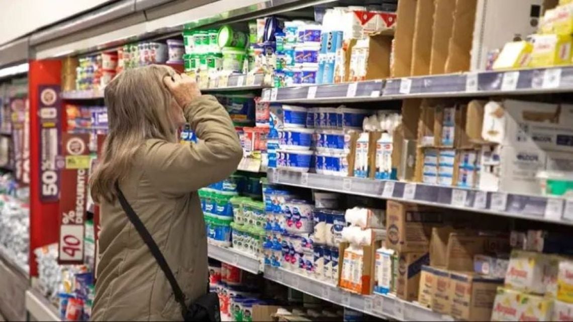 Financiar la comida: el 88,8% de los hogares argentinos apeló al fiado, tarjetas o préstamos para llegar a fin de mes