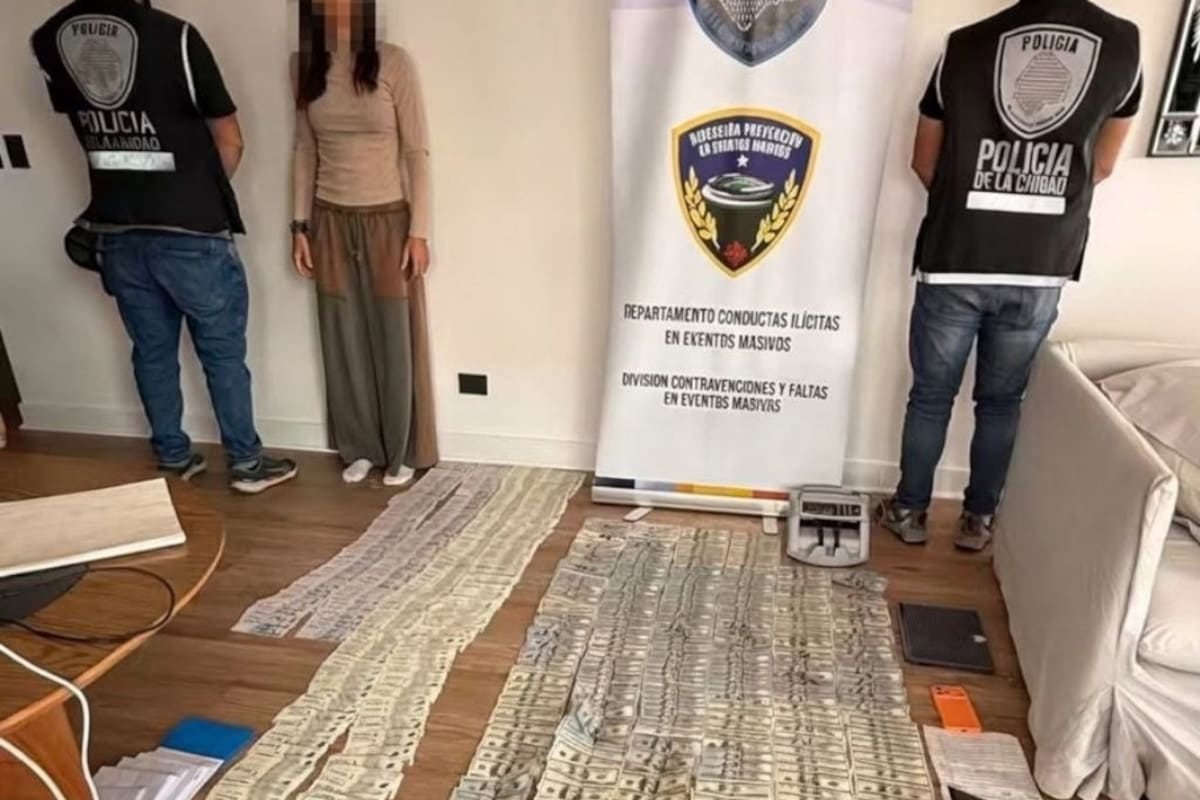 Allanamiento en Vicente López: secuestran más de 10 millones de pesos y nueve entradas en una causa por reventa