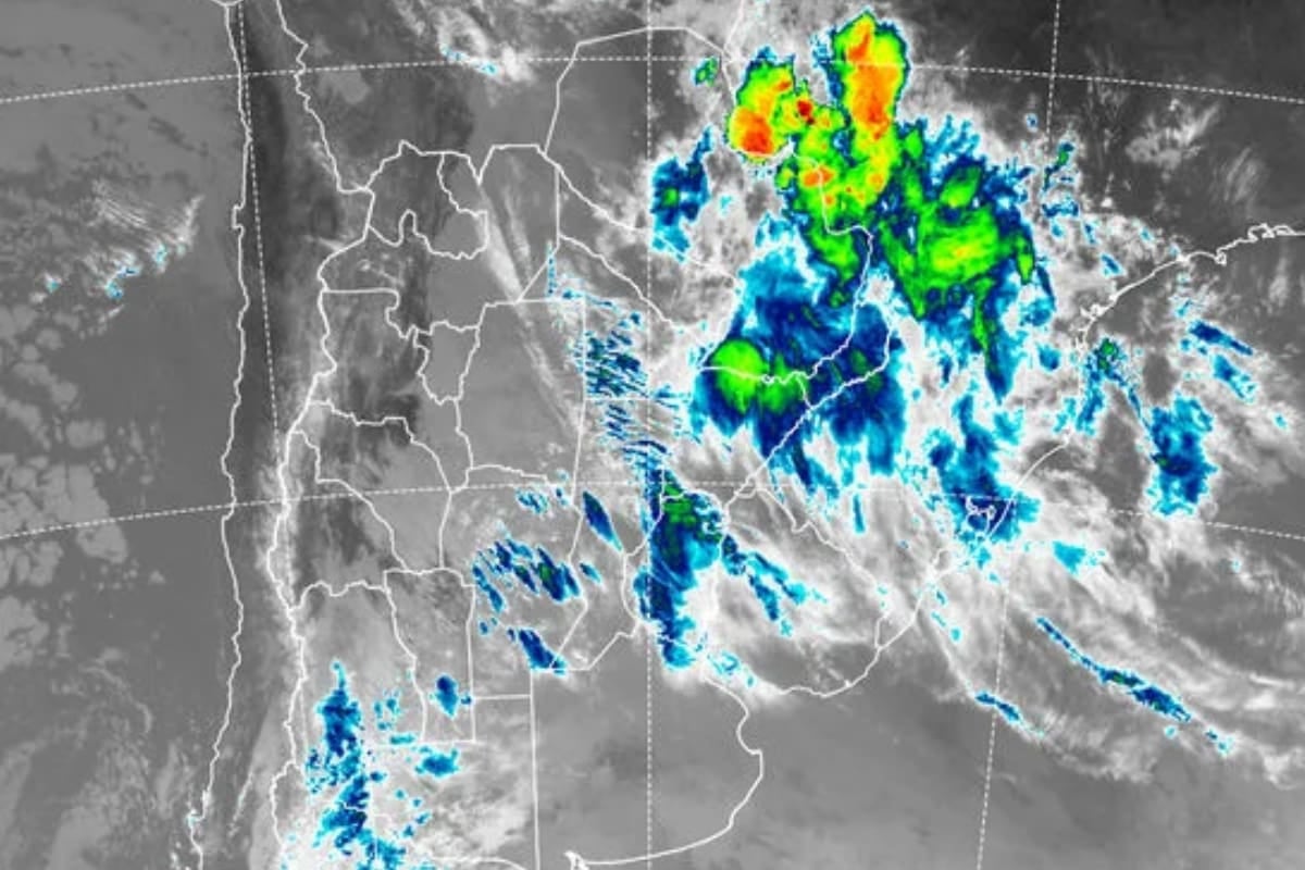 El finde largo en Buenos Aires arranca pasado por agua y termina con el cielo a favor