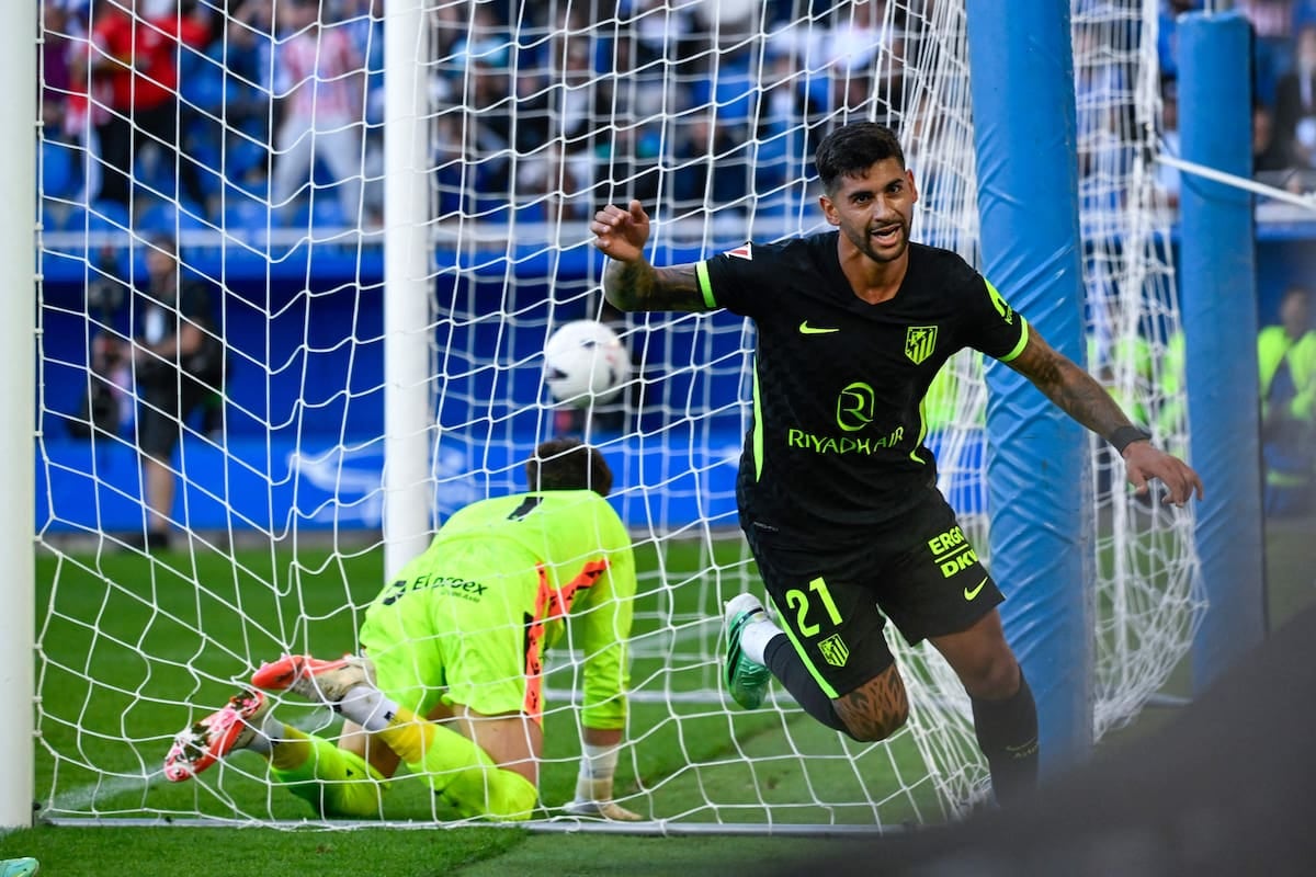 Romero apareció en el área y le firmó a Simeone una victoria que Alavés le complicó hasta el final