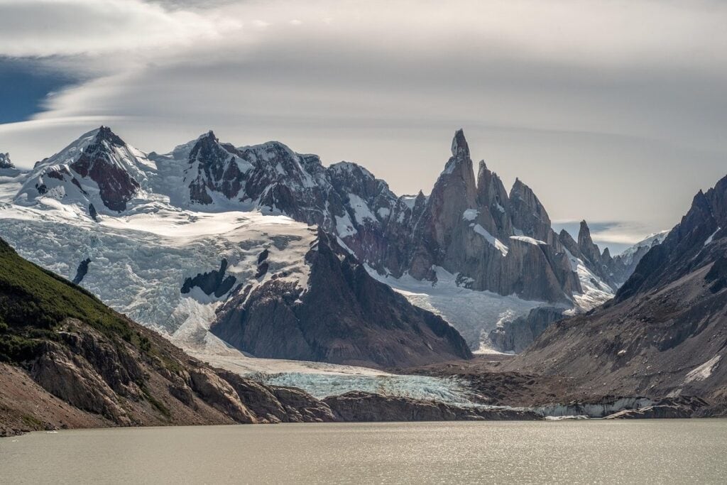 Lo que aprendí leyendo cómo rescataron a una turista en el Nahuel Huapi: la montaña no avisa, pero se puede anticipar