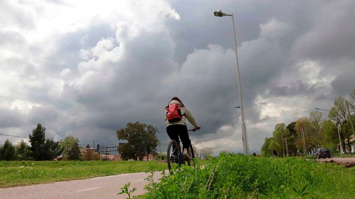 Una semana entre nubes: Neuquén se prepara para un fin de semana pasado por agua