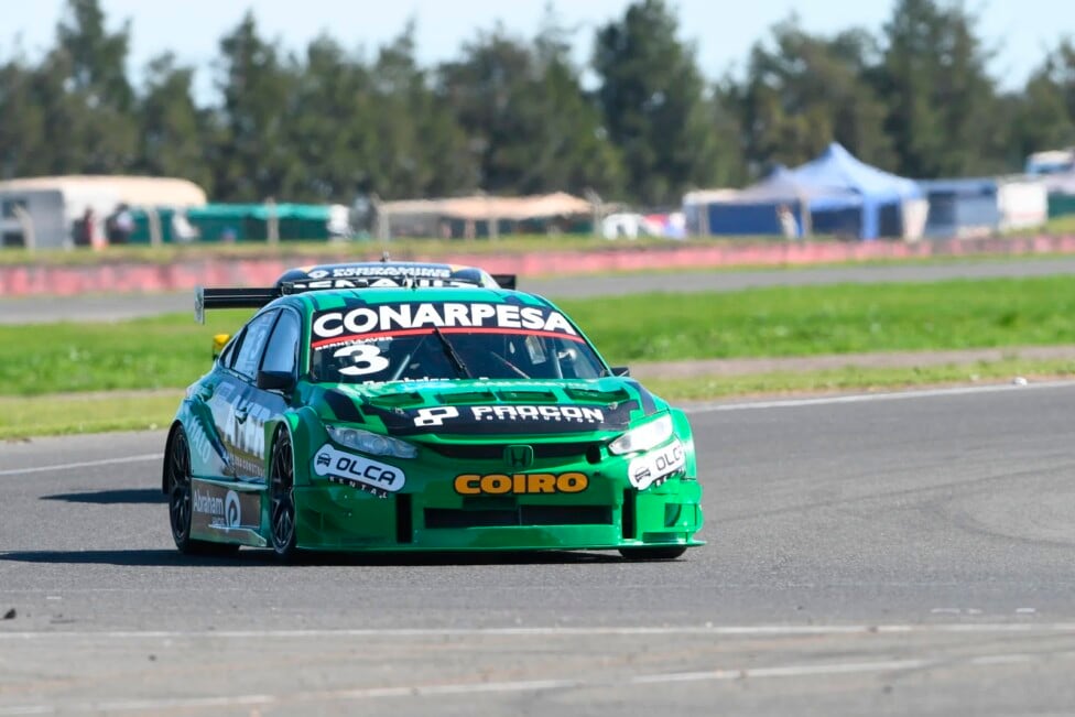 Llaver llega a Concepción del Uruguay con 22 puntos de luz y la corona del TC2000 al alcance de la mano