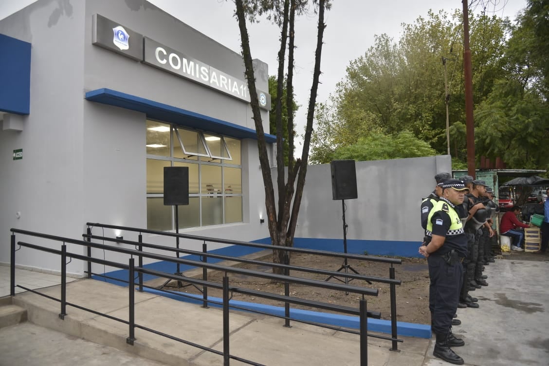 Tensión en Tucumán: una mujer amenazó con un cuchillo a sus hijos y fueron rescatados
