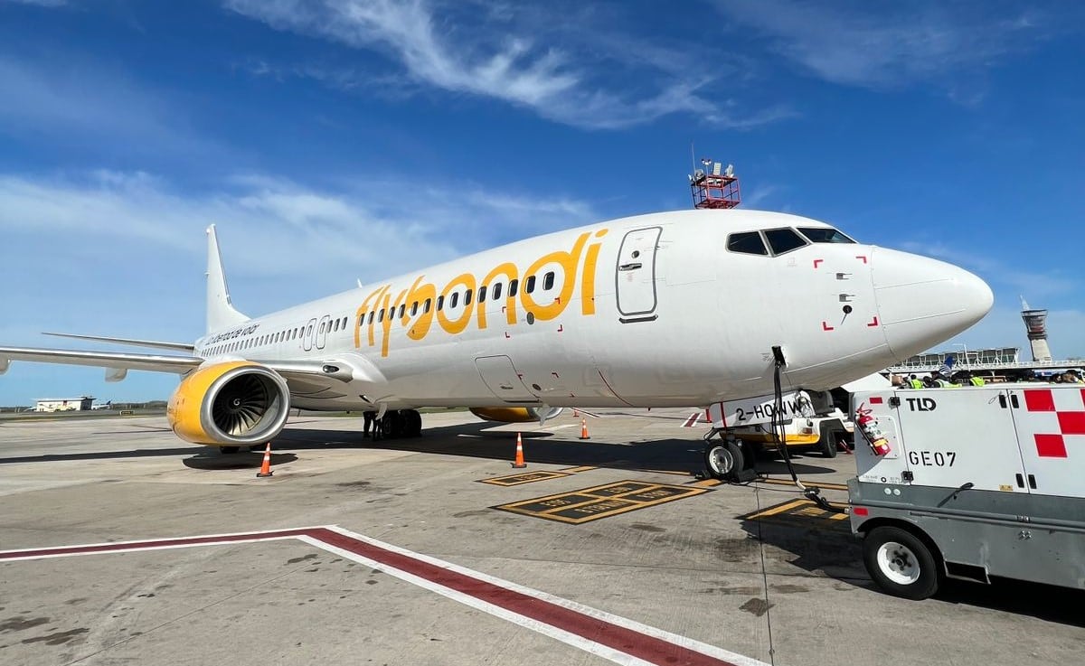 Flybondi cambia de dueño: una firma estadounidense adquiere la mayoría de la aerolínea