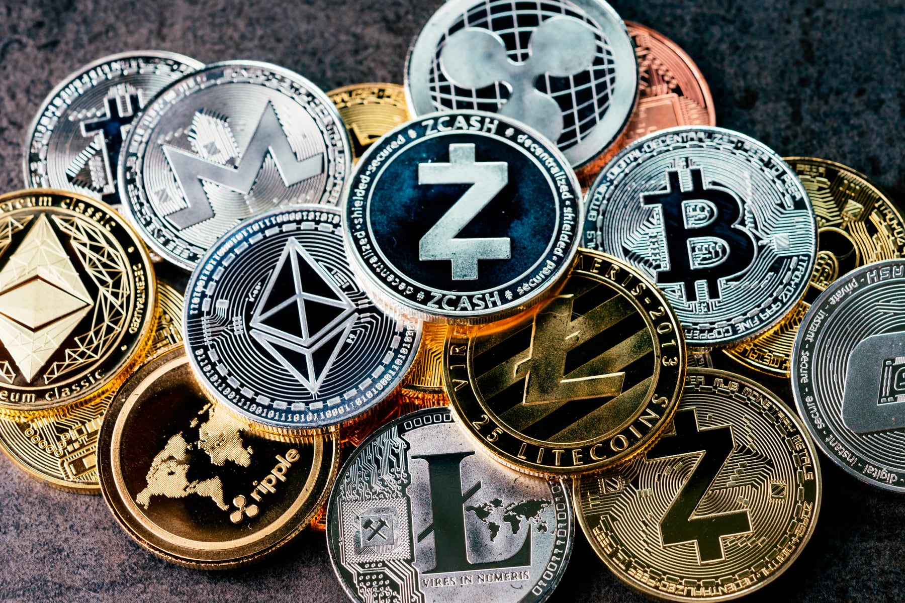El sube y baja de las criptomonedas: así cotizan