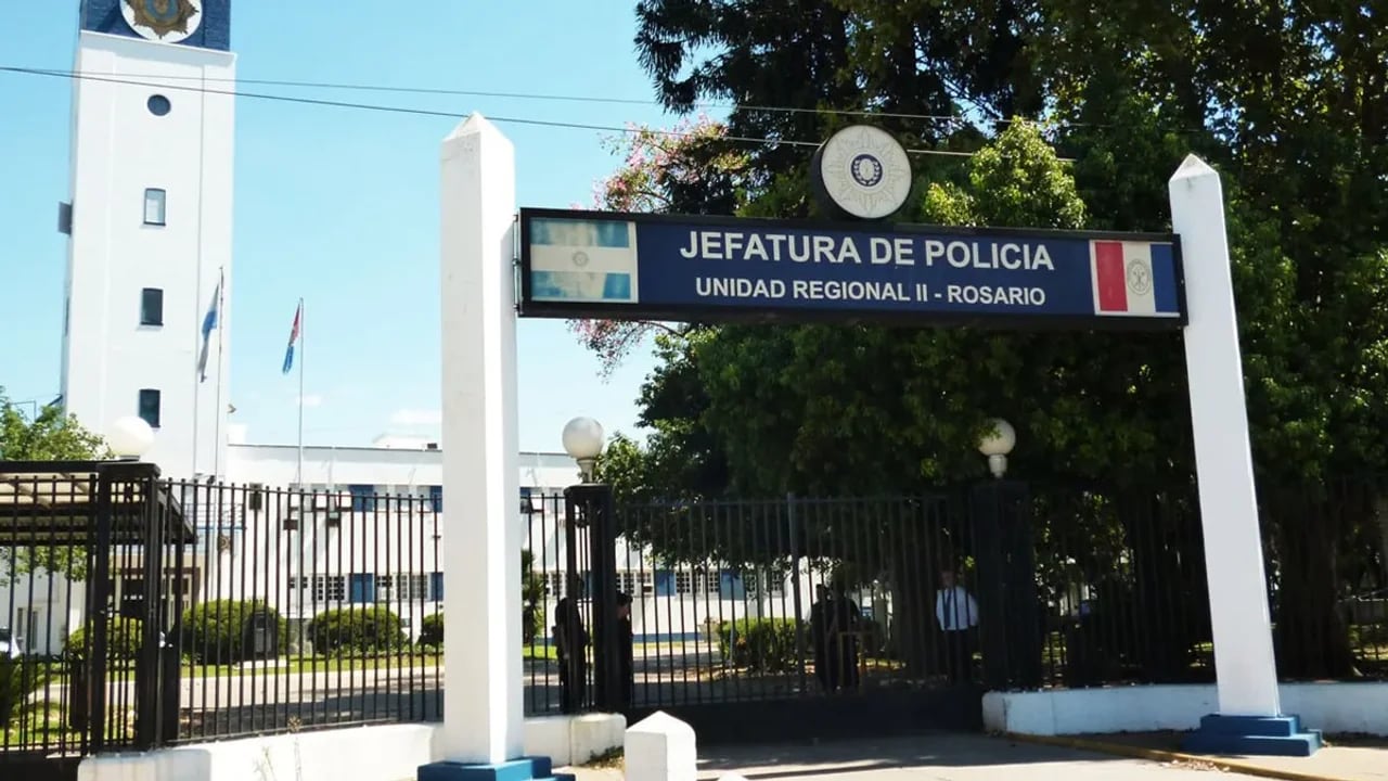Cae otro agente por desvío de fondos para patrulleros en Rosario