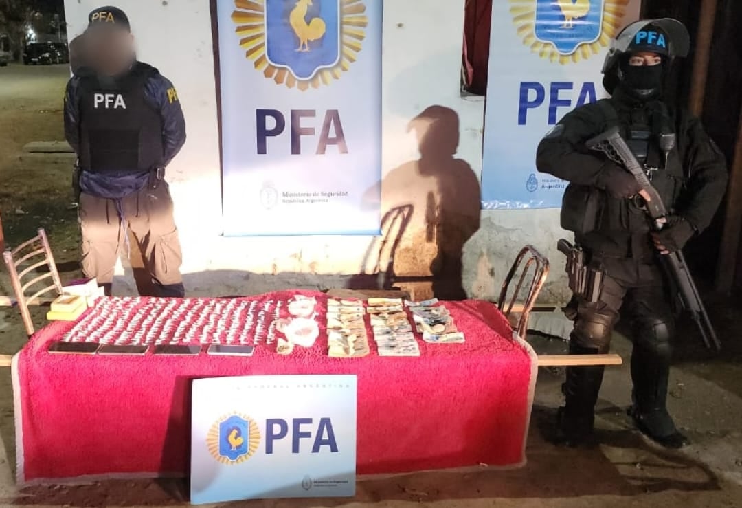 Detienen a una mujer por vender cocaína pura desde su casa
