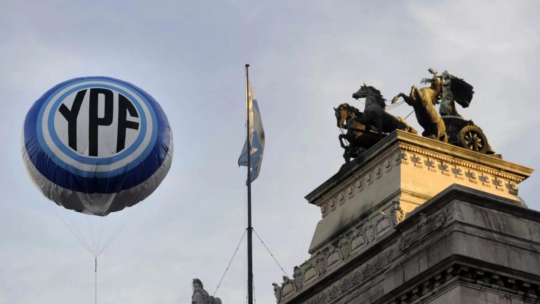 La justicia de EEUU decide hoy sobre el 51% de YPF
