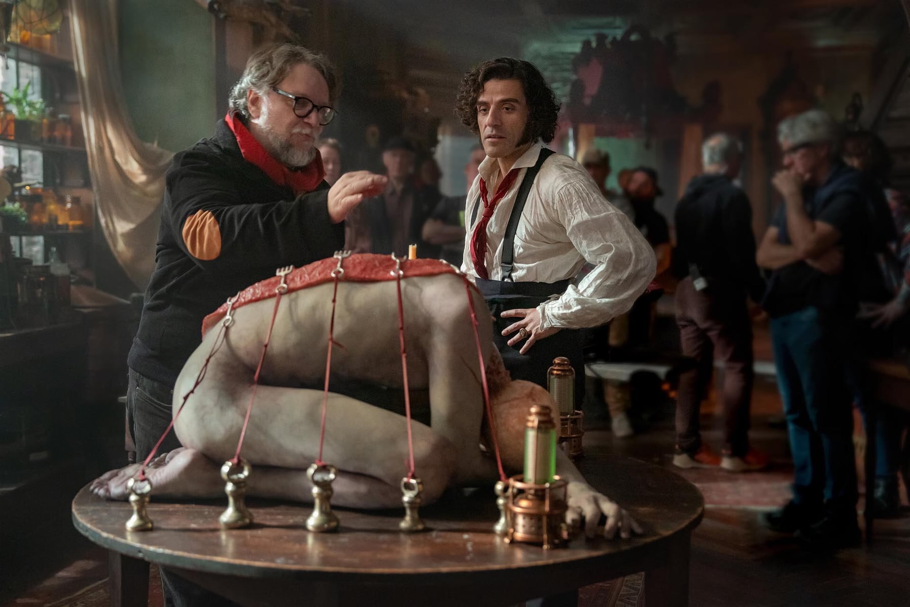 Del Toro da Vida a Frankenstein: La Atracción Eterna por la Tragedia