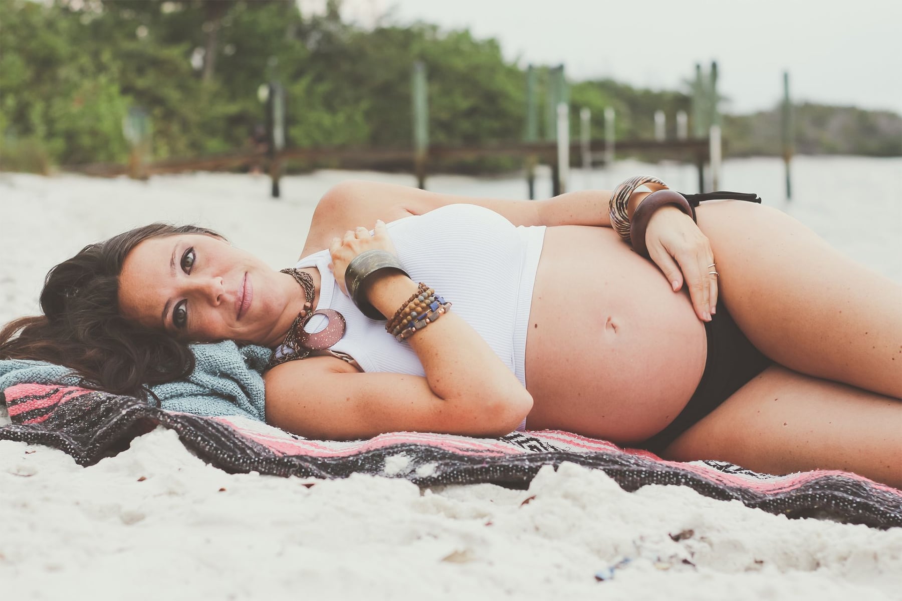 Embarazo y altas temperaturas: 10 consejos para proteger la salud de la madre y la del bebé