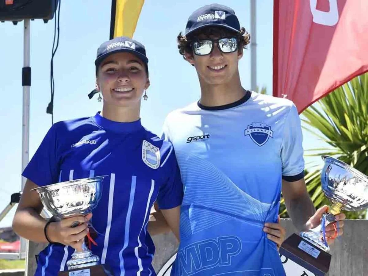 Aguas abiertas: Sofy y Matías Chaillou lideraron “Entre dos Escolleras”