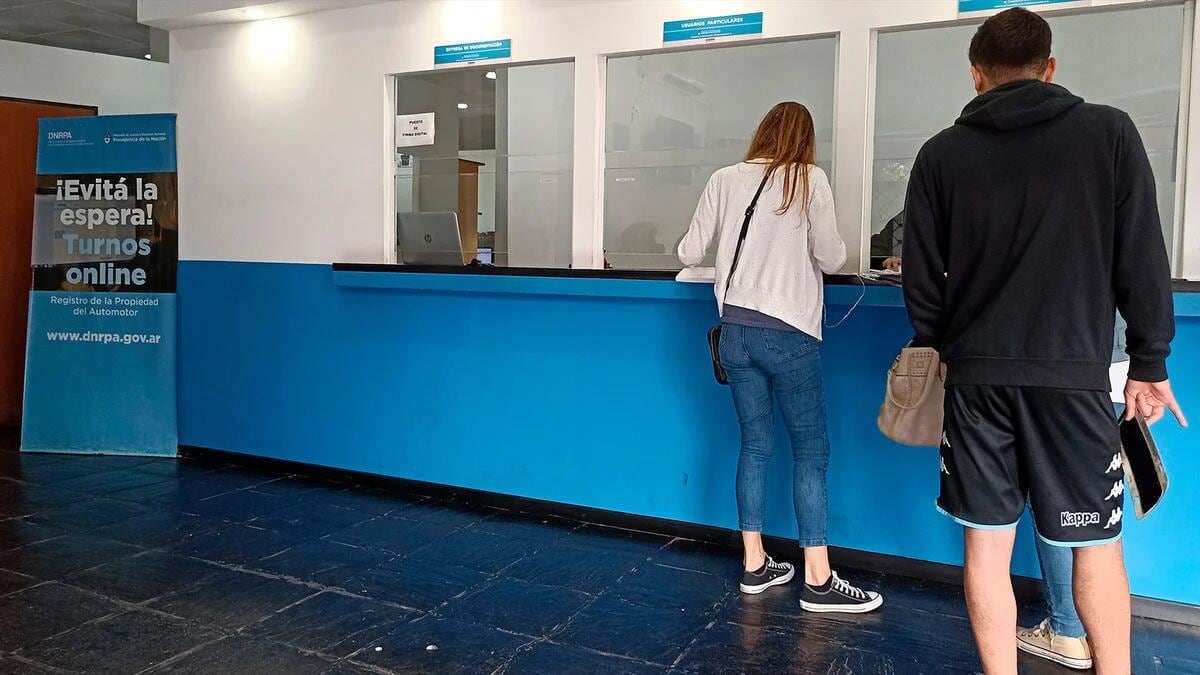 Cierran registros del automotor en Neuquén y Río Negro, incluido el que perteneció a Jorge Sapag