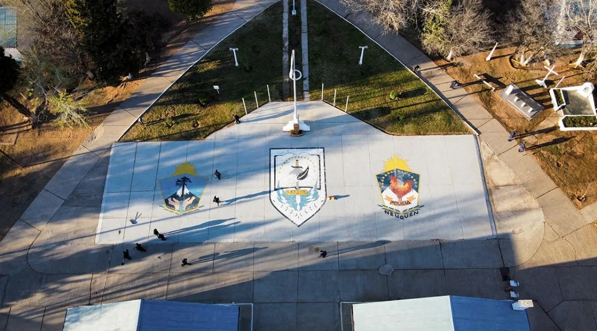 Capacitan a futuros policías de Cutral Co en herramientas básicas para la inclusión