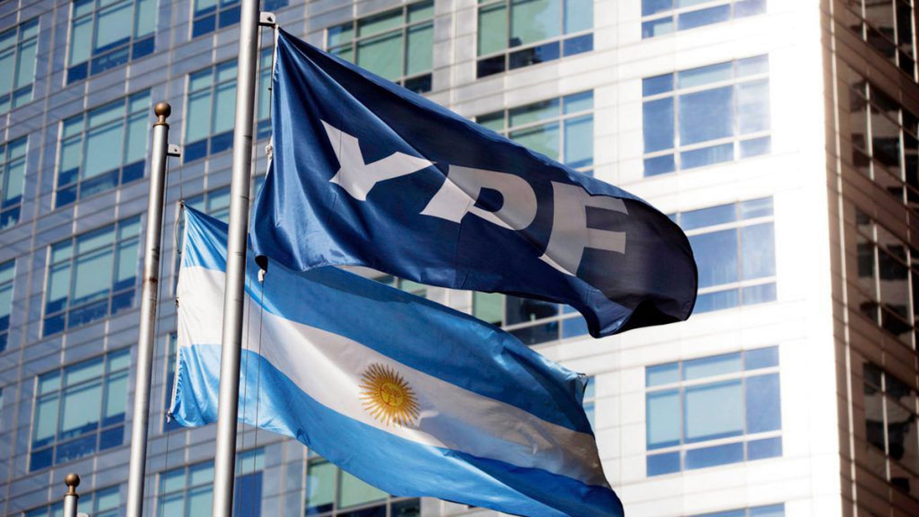 Regalías en Neuquén: la Corte Suprema falla contra YPF