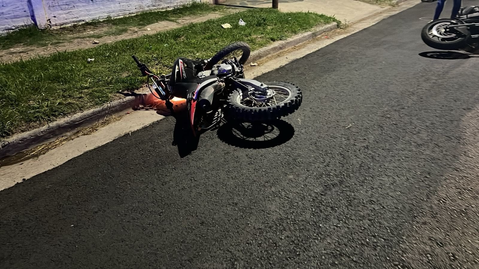 Un policía de la Ciudad salió herido de un enfrentamiento con motochorros en Morón