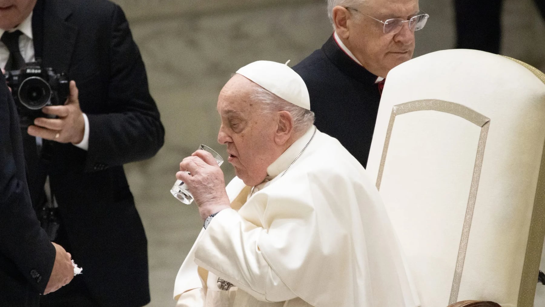 Papa Francisco y su salud: el camino de la neumonía a una recuperación con controles diarios