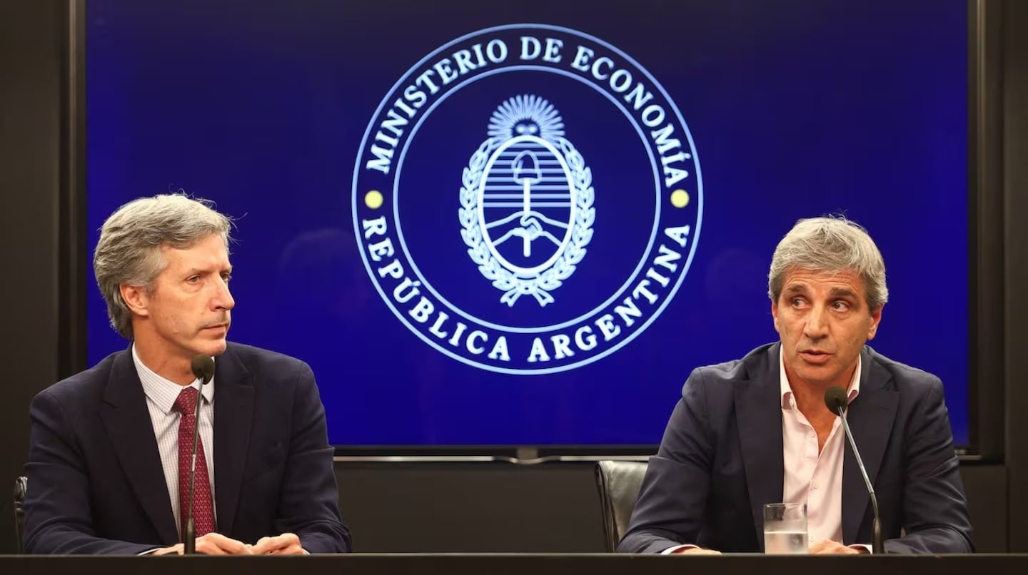 Se despertaron los dólares paralelos y la brecha vuelve a superar el 10%: los motivos de la suba