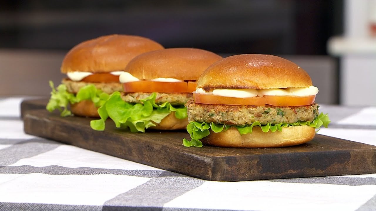 Una receta sencilla para hacer hamburguesas de pescado