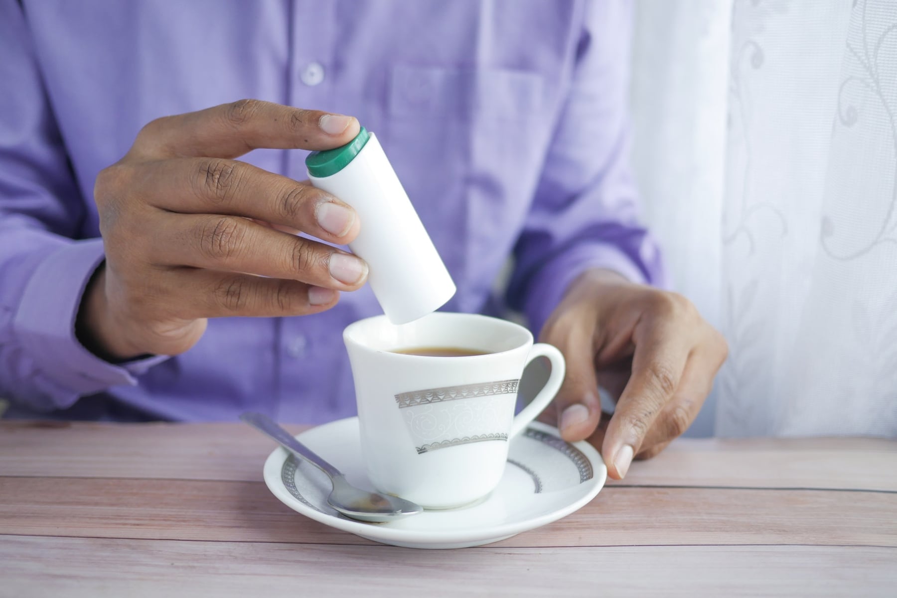 El uso de edulcorantes artificiales puede llevar a dietas menos saludables