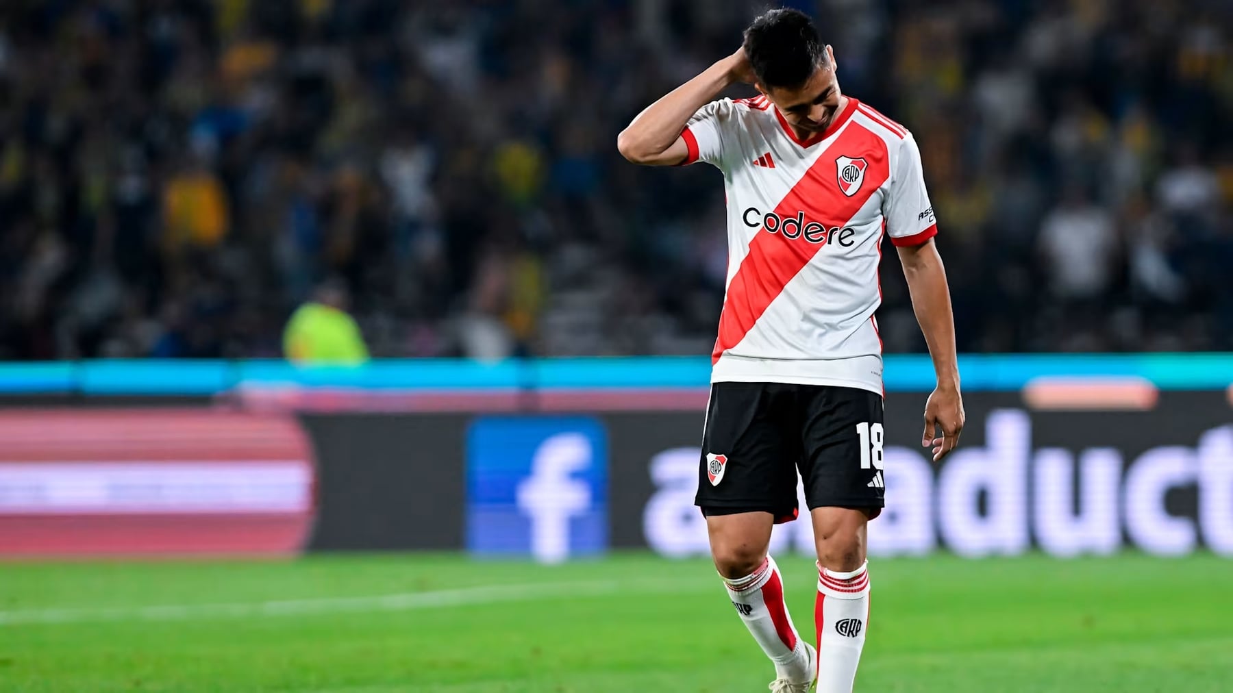 Nueva Lesión Afecta a 'Pity' Martínez en River Plate: ¿Cuánto Tiempo Estará Ausente?