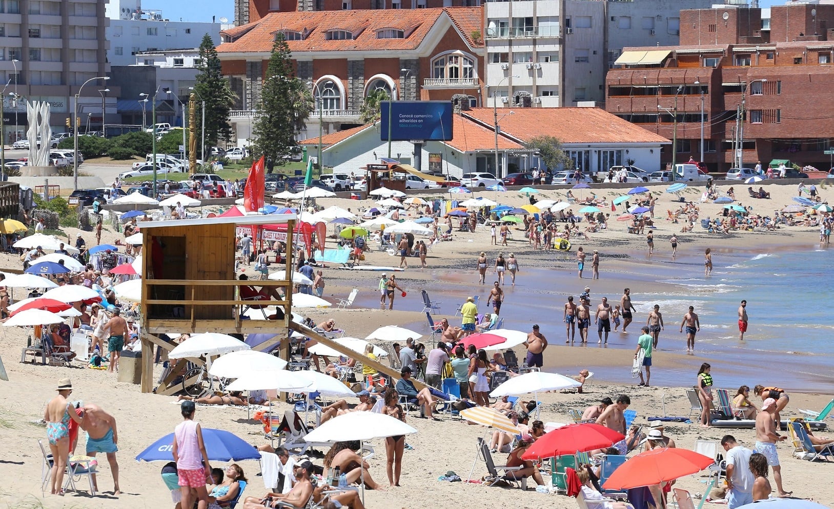 Punta del Este arrancó con todo la temporada: ya llegaron más de 114.000 argentinos a Uruguay