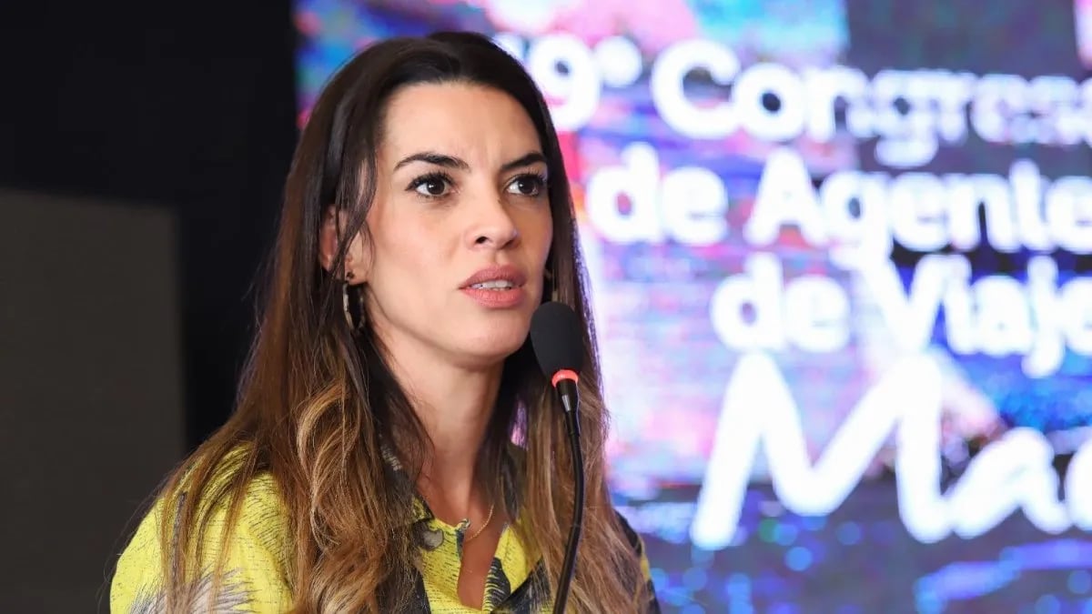 El Gobierno echó a la subsecretaria de Turismo: dijeron que se fue de vacaciones al exterior sin avisar