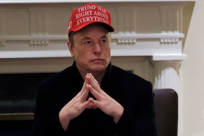 Sam Altman reta a Elon Musk: OpenAI desarrolla su propia red social