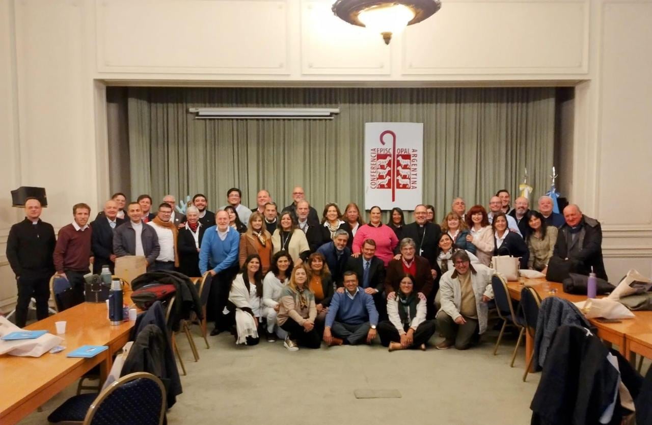 Obispos argentinos destacaron el compromiso del papa Francisco con los más vulnerables en su despedida