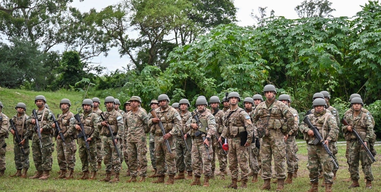 Suben los sueldos de las Fuerzas Armadas y la Policía de Establecimientos Navales