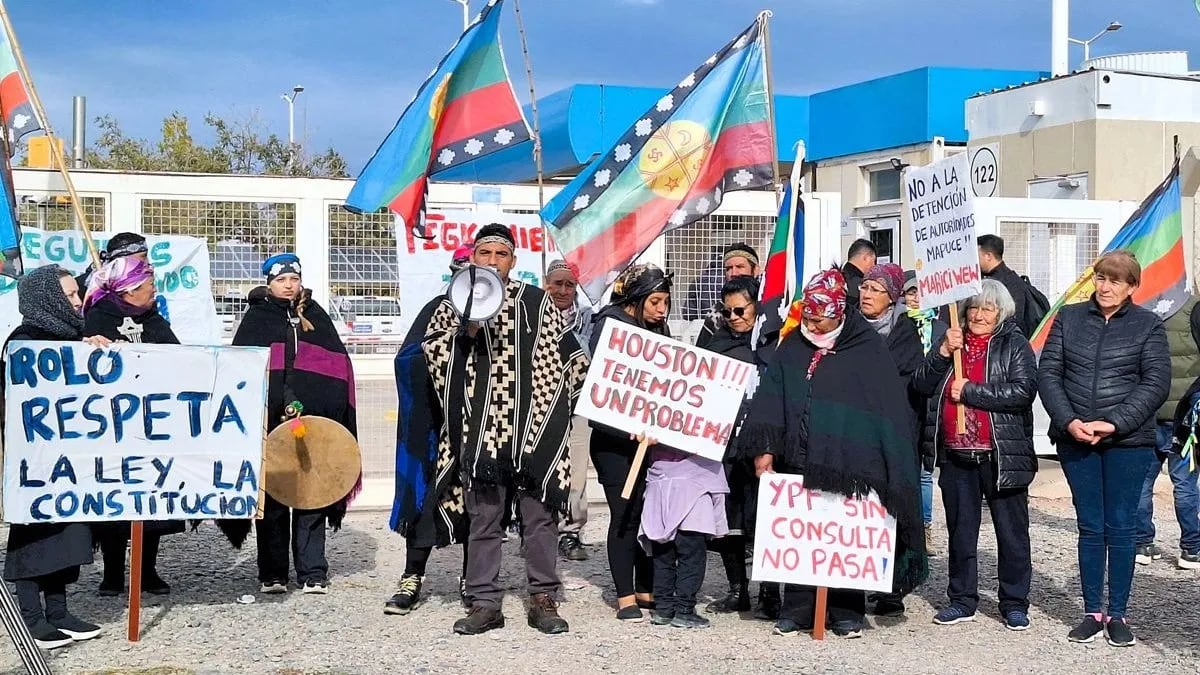 Mapuches de Vaca Muerta contra el decreto de Javier Milei: «Nos deja librados a una batalla sin control»