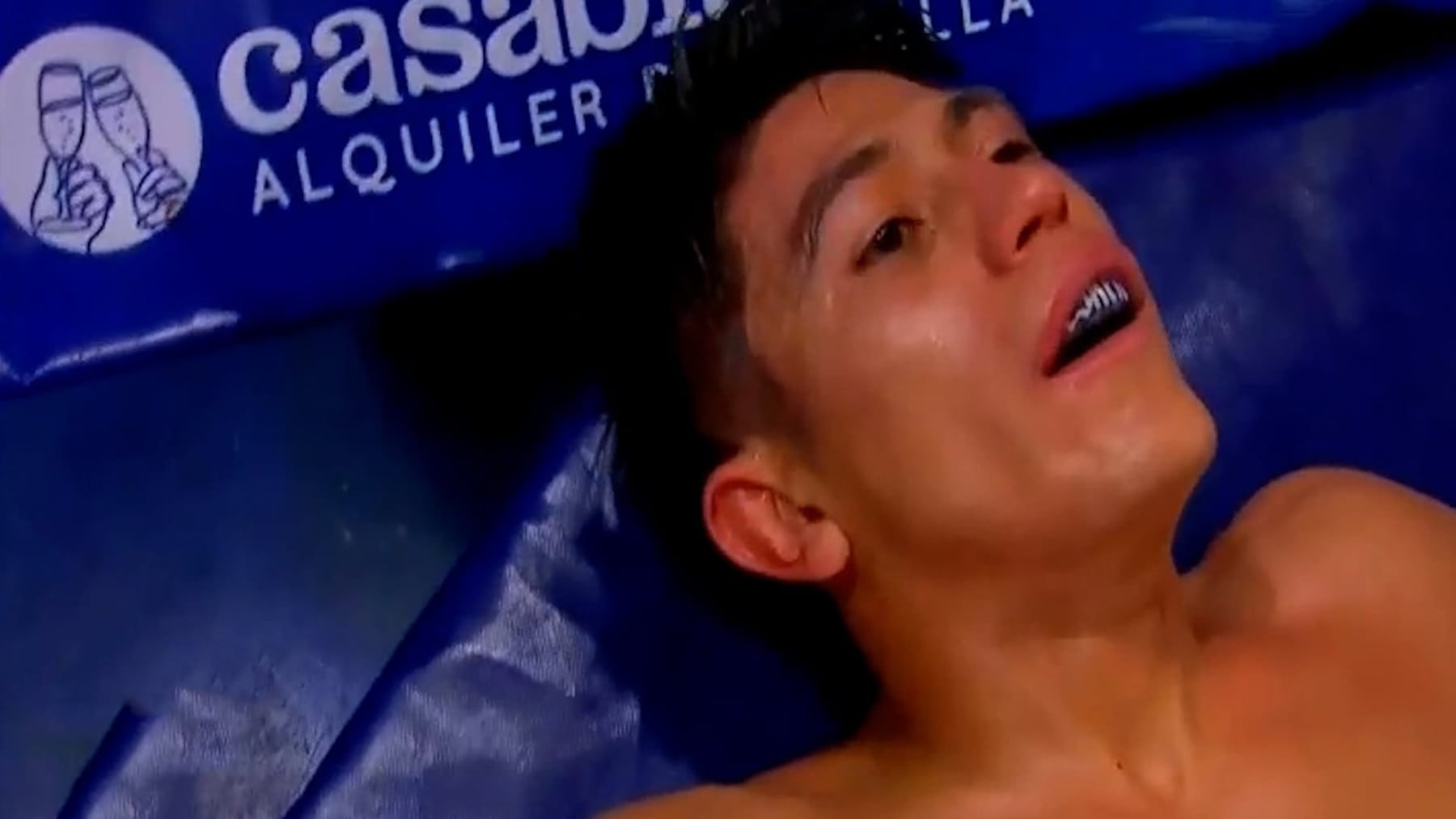 El Boxeador Argentino Alan 'Veneno' Chaves Logra uno de los Mejores KO del Año