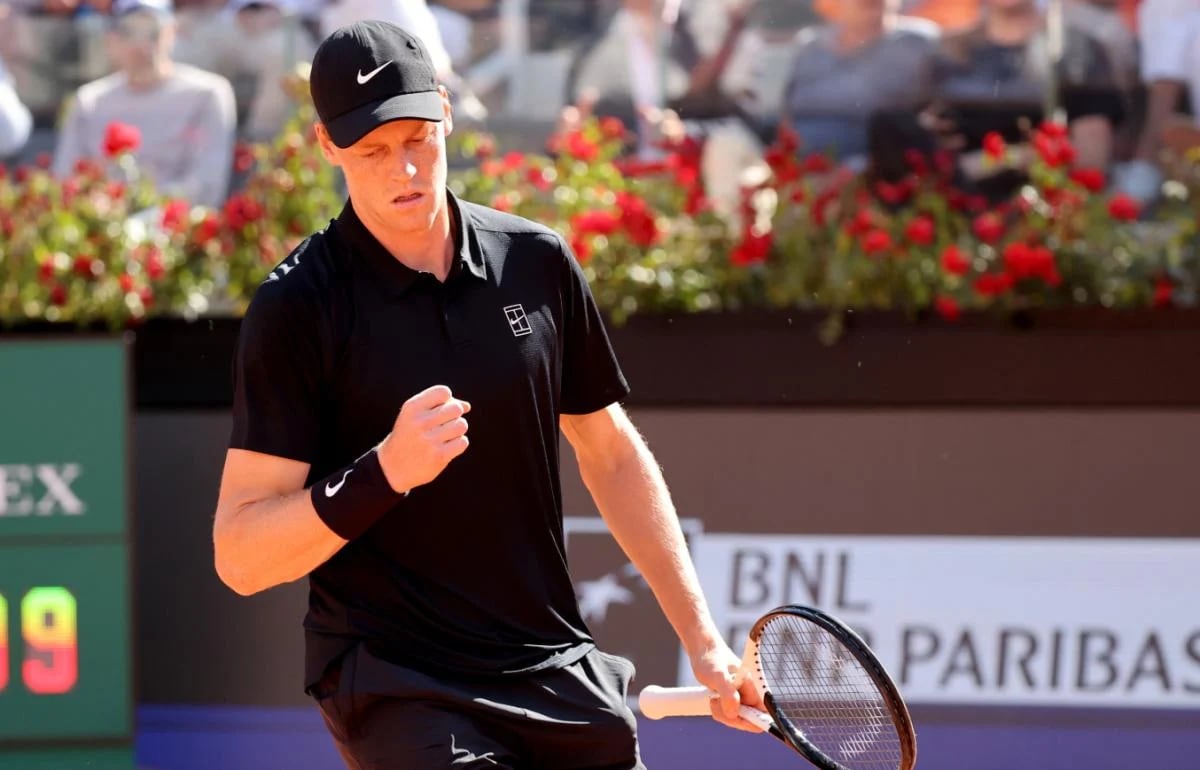 Jannik Sinner avanza con éxito a las semifinales del Roma Open